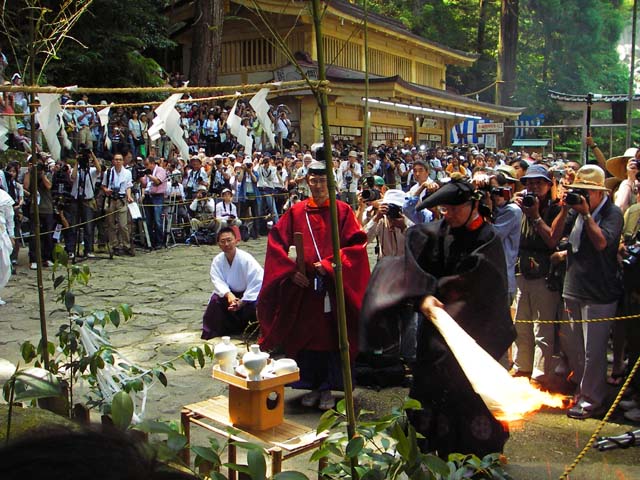 080714熊野那智大社　例大祭（火祭・扇祭）3のサムネール画像