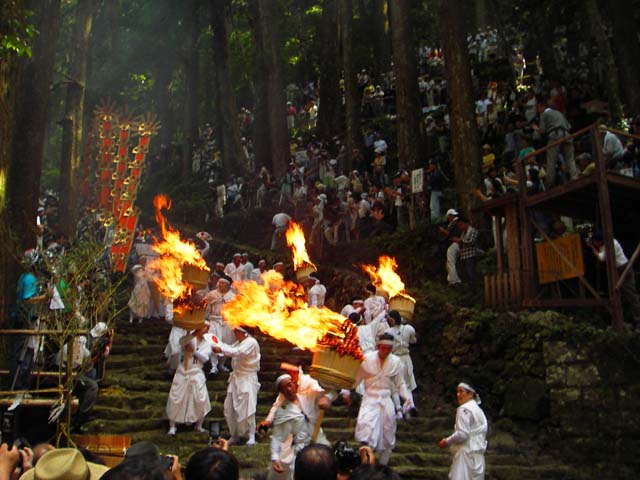 080714熊野那智大社　例大祭（火祭・扇祭）7のサムネール画像