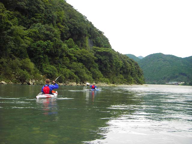 080928秋の熊野川１のサムネール画像