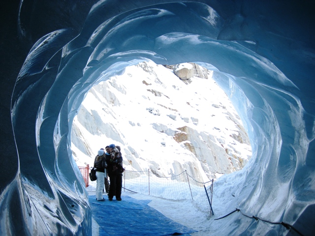 100112Montenvers 氷の洞窟のサムネール画像