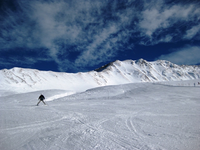 100115Le Tour　Colにて　背後にはDomaine de Balme(2270m)がのサムネール画像