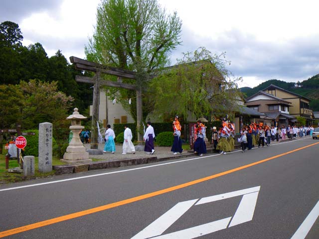 100413熊野本宮大社 例大祭 湯登神事9のサムネール画像