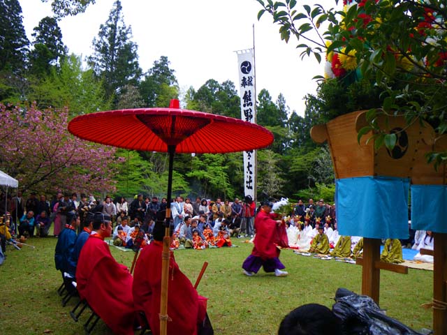 100415熊野本宮大社 例大祭 渡御祭5のサムネール画像