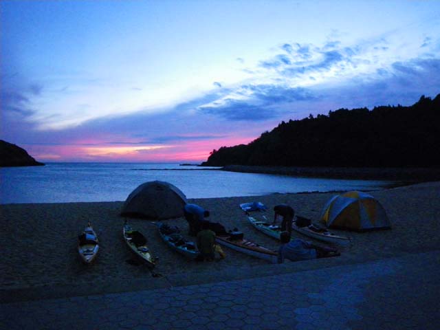 100613夕焼けがきれいな小水浜のサムネール画像