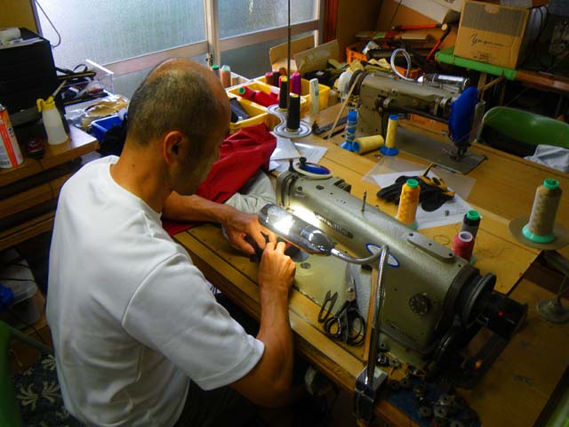 100921香川の縫製工場にてのサムネール画像