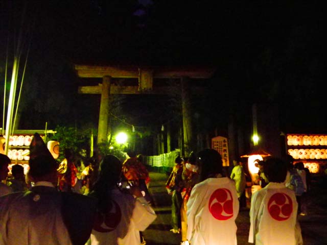 110413熊野本宮大社　例大祭　宮渡神事のサムネール画像